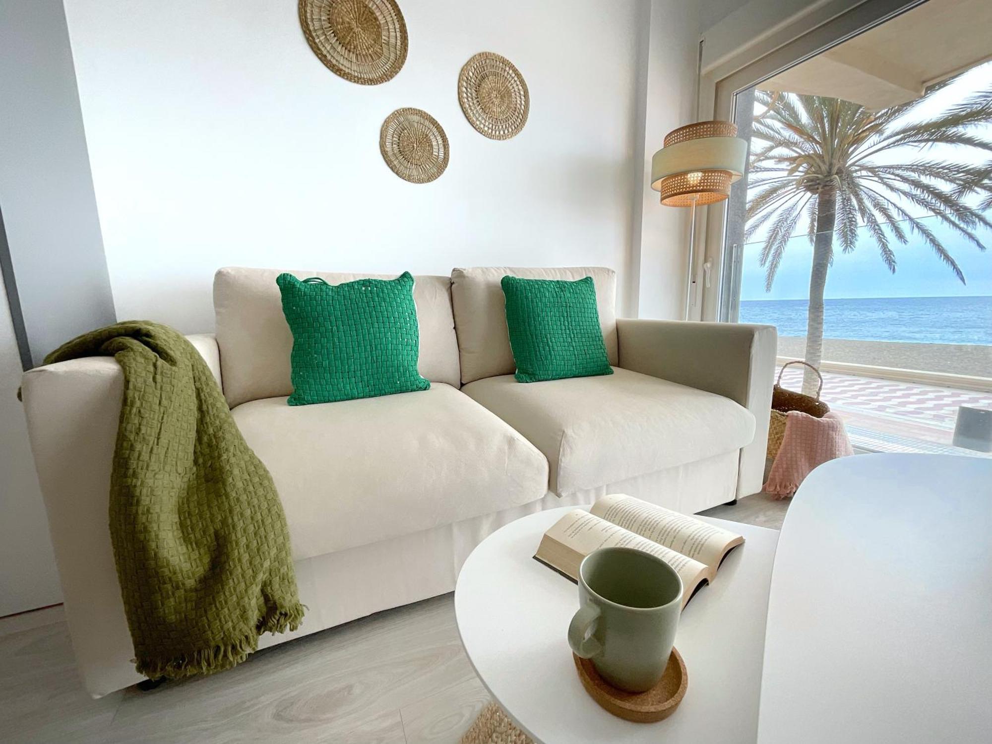 Cs7 Kaleria Suites Альмерия Экстерьер фото