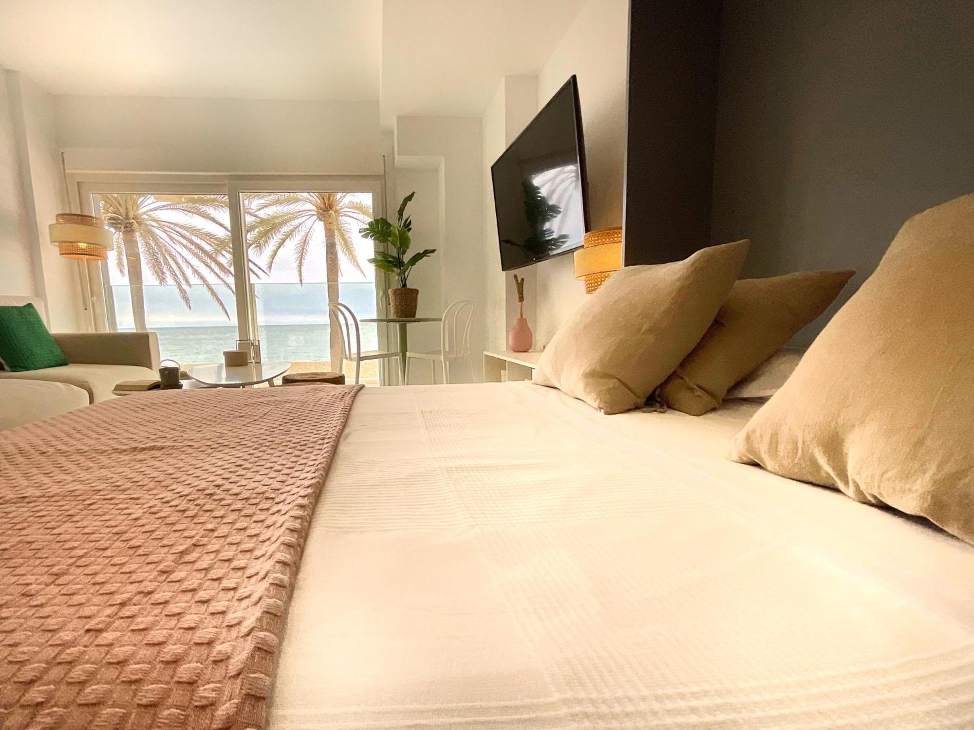 Cs7 Kaleria Suites Альмерия Экстерьер фото