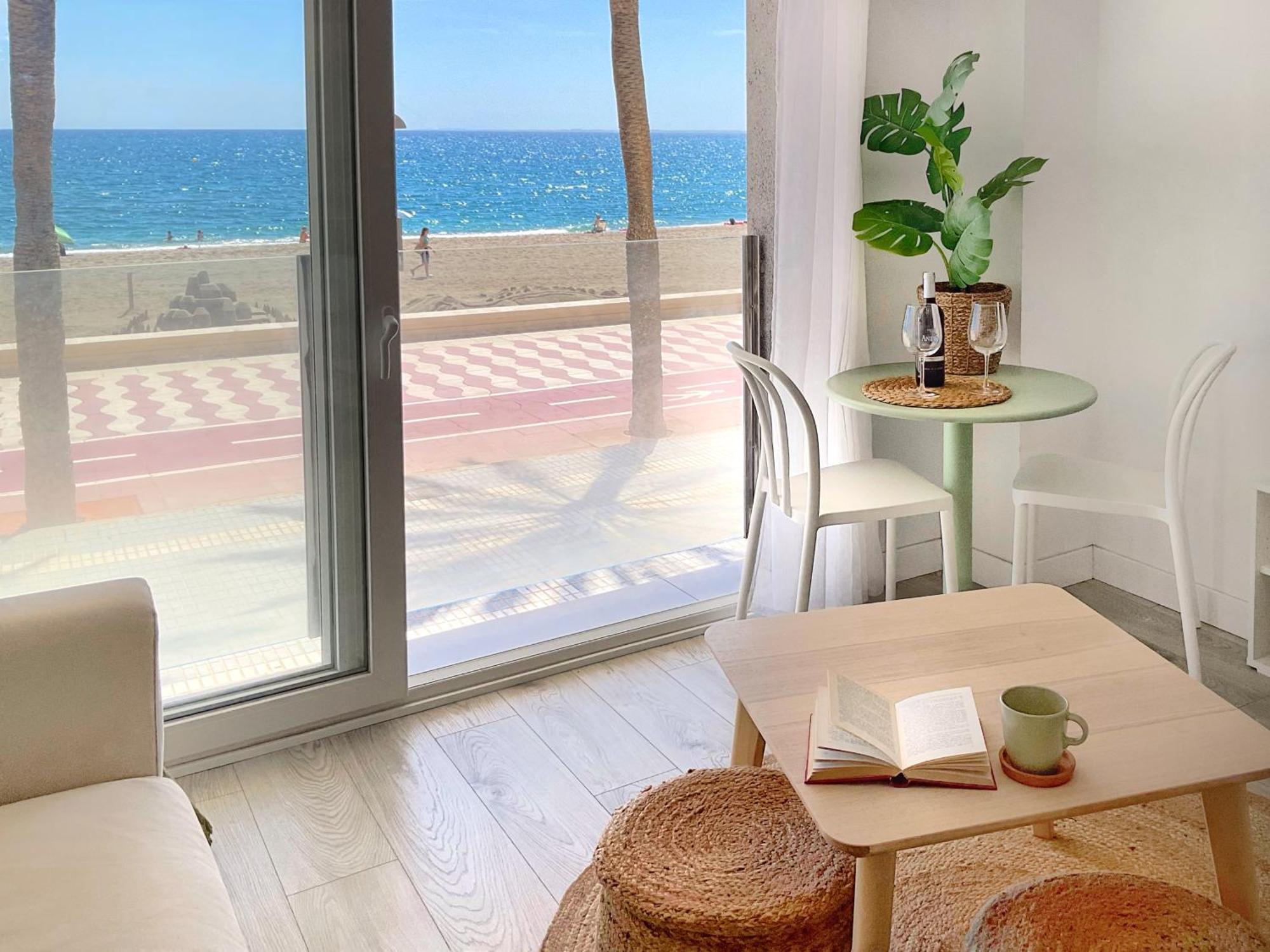 Cs7 Kaleria Suites Альмерия Экстерьер фото